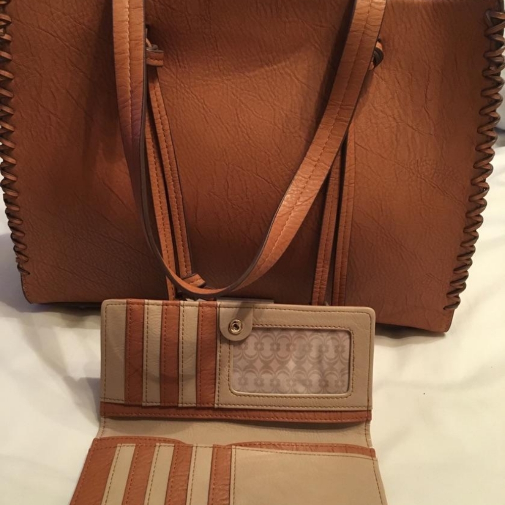Zippered purse